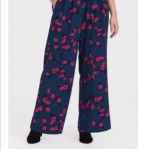 Torrid wide leg floral pants